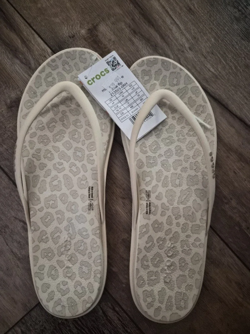 CROCS Women's Sand Beige Leopard-Print Flip Flop